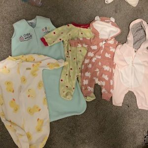 SOLD! Baby sleepers nb